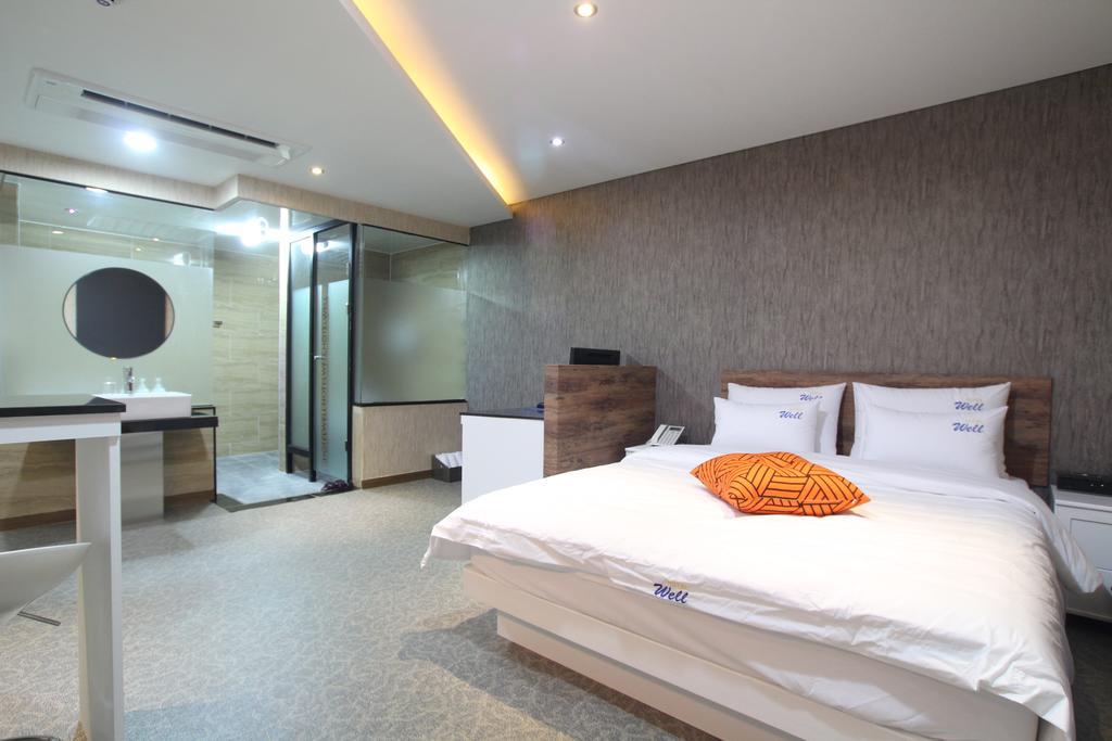Hotel Well ปูซาน ภายนอก รูปภาพ